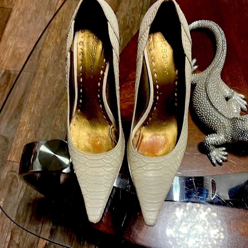 BcBg Stilettos
